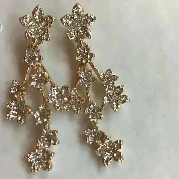 iNC new Gold Tone Crystal Flower Linear Earring - Picture 2 of 8
